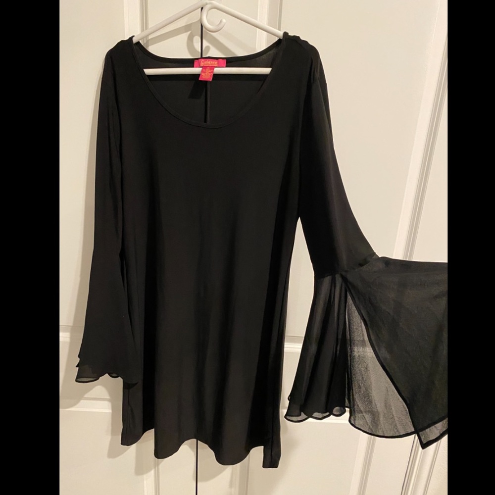 🖤 little black dress with bell sleeves 🖤